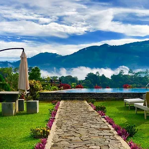 4* Hotel Elegant
